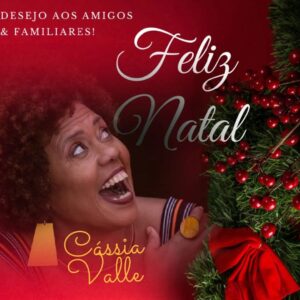 Cássia Valle Instagram - Então é natal ! E o meu coração em festa desejo para todos vocês que estão aqui comigo que façamos do natal todos os dias e que estejamos abertos para um Natal de diversidades ,respeito e tolerância.#natal2023