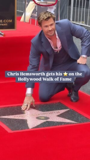 Cassie DiLaura Instagram - @chrishemsworth ⭐️ a star studded morning for the newest star on the #walkoffame! 

@robertdowneyjr @anyataylorjoy 
@hollywoodchamberofcommerce @entertainmenttonight 

#chrishemsworth #robertdowneyjr #anyataylorjoy #thor #hollywood