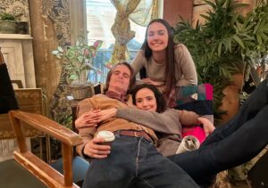 Catalina Sandino Moreno Instagram - “That’s all folks!” 

That’s a wrap on FROM season 3!! ♥️🔥🔥🔥
