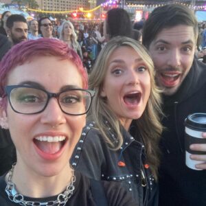 Catherine Corcoran Instagram - I’m so lucky to have these amazing, wonderful, talented humans who invite me to do cool, fun things and also remember to take photos at said things so I do not have to 😉. Thanks @spencerink @iceninekills for bringing @leahvoysey and I along for the @sicknewworld ride. We love ya!