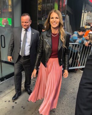 Catherine Oxenberg Instagram - #ILoveNY #HomeSweetHome