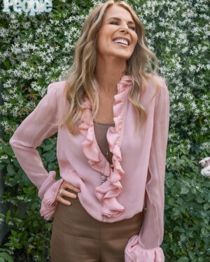 Catherine Oxenberg Instagram - Thank you @people for sharing my story.

My daughter @indiaoxenberg are excited to launch Healix180 a resource hub for healing & recovery.