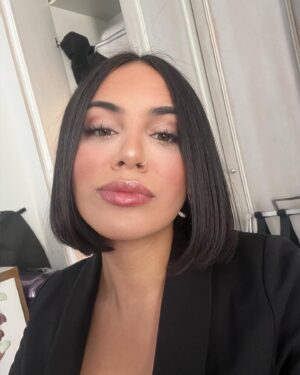 Catherine Williams Instagram - Il y a un an j’ai posé un ultimatum à @richy_wls 🤣
Quelle expérience, si je devais revenir en arrière, j’aurais fais les mêmes choix. J’en sors tellement grandie, j’ai appris à me connaître, à me sentir plus forte et puis cerise sur le gâteau je me suis mariée !! Vous vous rendez compte, grâce à ça aujourd’hui c’est Richy et Catherine 💓🫶🏼

#tvr #ultimatumfr #netflix