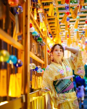 Cathy Cat Instagram - 🎐1-5 which is best? ☀️ Tip for coming to Japan: Do NOT MISS the Matsuri Festivals! It’s summer in Japan now which means it’s time to pull out your Yukata (summer kimono) and visit some of the many wonderful Matsuri summer festivals that are happening around Japan. 🇯🇵 
Those festivals are generally FREE and some even have free fireworks displays! 🎆 You can rent a Yukata or try wear your own. It is not easy, but it adds to the fun and is part of the experience.
These are wind chimes 🎐 displayed at a shrine.
Do you have large wind chime displays too? 
Which pic is best?

Thanks @masatoosan_portrait for the great photos 

#summerkimono #yukata #kimonostyle #japanesetraditional #furisodekimono #kimonogirl #kimonoexperience 
#kimonogirl #japanesefashion #jfashion #kimonofashion #wafuku #着物 #和服 #花魁 #tokyogirl #girlinjapan #japanesestreetfashion #tokyofashion #lifeinjapan #makeover