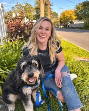 Cathy Marks Instagram - my pawfect partner in crime
🐾🥹♥️🐶👱🏻‍♀️
@petsafe #ad