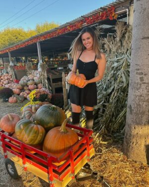 Cathy Marks Instagram - cheater, cheater, pumpkin eater. 🎃