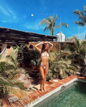 Catuxa Marra Instagram - Paradise vibes ✨
@melroseplacepxm