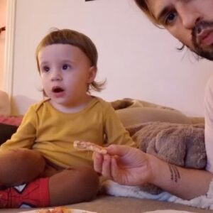 Cecília Henriques Instagram - Never in a million ways and anos could i imagine such a papita perfeição like you, amor ❤️

Feliz dia das papitas, que são todos os que passamos juntos, a amar com tantas ganas que dói ❤️

A mami xulla está em tour mas volta rápido! 

Miss you girls like craze 🥇🎡🥹