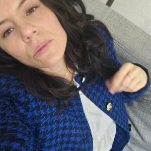 Cecília Henriques Instagram - Jobs vários que justificam a minha ausencia do digital ❤️‍🔥

- self-tapes várias NA HORIZONTAL 
- nova série para OPTO.SIC (Não sei se ainda posso dizer) 
- PLATAFORMA285 criação do THATS ALL FOLKS estreia em February no S. LUIZ 
- Joelho do triplo do tamanho, need fisio ASAP
- PLATAFORMA285 ODISSEIA COM O TNDMII PRIMEIRO ANDAMENTO EM BEJA

VEJAM MESMO ATÉ AO FIM PORQUE WHAT REALLY MATTERS ESTÁ NA ÚLTIMA PIC

- KEEP ROCKIN BAE 💫