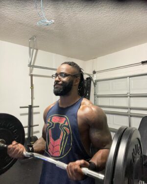 Cederick Johnson Instagram - Chocolate Muscle!
#PrimeAlexander 
#BeefyCeddy