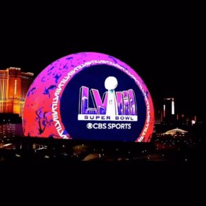 Cee Lo Green Instagram - #superbowl #sunday  I was on site in #lasvegas to see #sports #history made! All respects to #kansascity but my #people from #sanfrancisco (HP to be exact) from where I was sitting I could almost touch the #sky …box seats wit the bosses ( what up Jed and Tariq) I’m definitely a player but I never touched the field, so the only way they could mistake #me for @jermainedupri is because we both #legends and look just like #money ( and not short money either#lol ) the 49rs May have lost the game but won the #respect of all. I left there and went Straight to #work grabbed my paper bag and pushed thru traffic. Laid up wit a bad one talking about how much fun it was till I gently nodded off. So trust me I didn’t #loose nothing and I ain’t no #joke either! Old money green signing off!