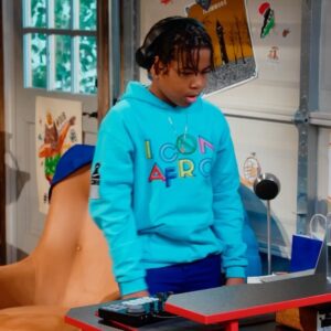 Celina Smith Instagram - 🤦🏽‍♀️ here we go! How are they gonna fix this one?!? Thursday 7/6c on @nickelodeon 🥰