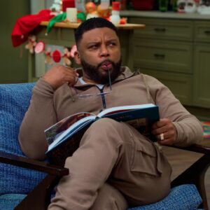 Celina Smith Instagram - Best time of the year ☃️🎄🤶🏽 
new #tylerperrysyoungdylan Wednesday at 7 on @nickelodeon