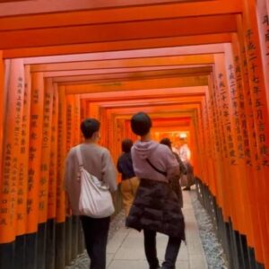 Celine Kao Instagram - 草稿中存了一年的照片
願望說出來就不會實現了 但幸好我根本不記得自己許了什麼願😎

喔而且那時候在拍照
兩個穿和服的超漂亮女生經過對我說「卡哇伊卡哇伊！！！」
我簡直發瘋直接嫁給她們==