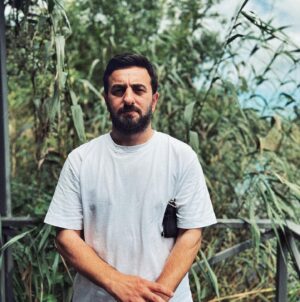 Cem Gelinoğlu Instagram - Atalım şöyle göl kenarı