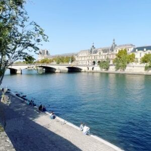 Cemre Ebüzziya Instagram - two weeks ago…Hydra to Paris..when life was lighter, brighter.