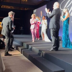 Cemre Ebüzziya Instagram - Thank you Chopard for having me at the Trophee Chopard Award ceremony, I am honored. What a stunning evening it was hosted by this year’s beautiful God Mother Demi Moore alongside the President of Cannes İris Knobloch, Chopard Co-Chairwoman Carolin Scheuefele and Thierry Fremaux. Surrounded by stars from Hollywood to incredible actors from all over the world, we celebrated the Rising stars of this year, Sophie Wilde and Mike Faist. And then started the glamorous party… A night to remember in Cannes. 

Beni Trophee Chopard Ödül törenine davet ettiğiniz için teşekkür ederim Chopard, onur duydum. Bu yılın güzel vaftiz annesi Demi Moore'un ev sahipliğinde Cannes Başkanı İris Knobloch, Chopard Eş Başkanı Carolin Scheuefele ve Thierry Fremaux'nun ev sahipliği yaptığı muhteşem bir akşam oldu. Hollywood yıldızlarından dünyanın her köşesinden inanılmaz aktörlerin katıldığı gecede, bu yılın Yükselen yıldızları Sophie Wilde ve Mike Faist'i kutladık. Ve ardından görkemli parti başladı… Cannes'da unutulmaz bir geceydi. 

————————————————————————————————
@chopard @chopardbycaroline @festivaldecannes @demimoore @sophiewildee @mikefaist #chopardtrophée #chopardtrophee #chopardtropheeawards #festivaldecannes #chopard