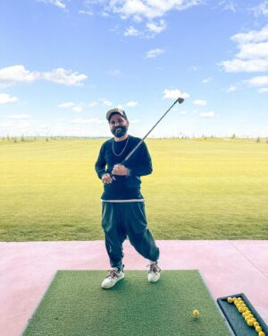Ceyhun Fersoy Instagram - Yok be kızım golf oynuyorum ⛳️ 

#golf #golfswing #golflife