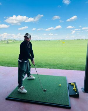 Ceyhun Fersoy Instagram - Yok be kızım golf oynuyorum ⛳️ 

#golf #golfswing #golflife
