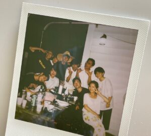 Cha Seo-won Instagram - ⠀
안녕하세요 차서원입니다 :)
⠀
이번 프로젝트를 도와주신 연화분교 협력 사진 작가님이신 차진현 작가님을 비롯 , 우리 프레임 프로젝트 동민 작가님 , 지원 쌤 , 여준 쌤 , 승우 형 , 창순 , 연빈 , 용수 , 준연 , 성건, 주호 , 영서씨 , 명민이 , 마지막으로 후원해주신 미담장학회까지 모두 진심으로 감사했습니다. 빠른 시일내에 더 좋은 프로젝트로 찾아오겠습니다 👋
⠀
그리고 연화분교 아이들의 미래를 응원해주세요 💪