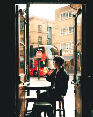 Cha Sun-woo Instagram - London🇬🇧💙 X @jinifoto 

토트넘 경기는 일정내에 없어서 못보지만 런던까지 왔으니 토트넘 유니폼은 입어줘야지🤍Tottenham hotspur🤍
@spursofficial 

#london #spurs #tottenham #sony #son7