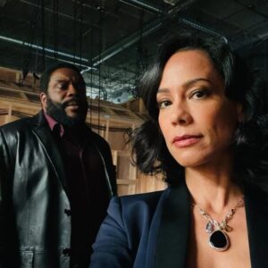 Chad L. Coleman Instagram - Last night's episode was #Fiyah Comment 🔥  @cwsupermanandlois @thecw @tylerhoechlin @bitsietulloch @alexgarfin @michaelclivebishop @woleparks @taylerbbuck @dayavaidya @spencemooreii @echriqui @erikvaldez