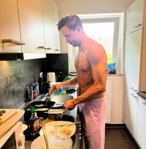 Chad Le Clos Instagram - Sunday is 🥞 day 👌🏼
