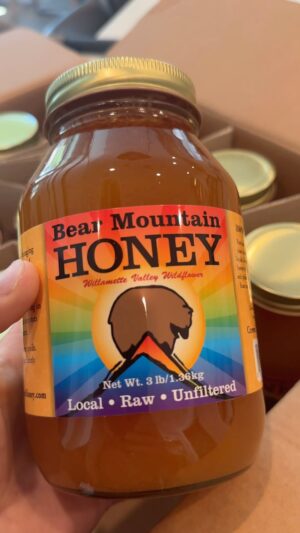 Chad Mendes Instagram - Some of the best honey on earth! 🤤🤤😍

Thank you @humblebeehoney for this beautiful case of gold!! 

#honey #sodamngood #animalbaseddiet #healthyliving #thankful #sweet
