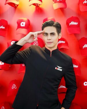 Chahub Marut Ghoummeddin Instagram - 🎖️Congratulations🎖️#ilovemyjob 
🥇Airline of The Year 2024, Qatar Airways 
🥇World’ Best Low Cost Airline 2024, AirAsia