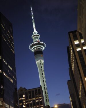 Chahub Marut Ghoummeddin Instagram - 🇳🇿🗼🧡🗼🇳🇿 SO SLEEPY, 10 hours time zone difference #newzealand #skytowerauckland #auckland