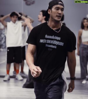 Chaiwat Thongsaeng Instagram - ที่ผมอมยิ้ม เพราะผมมีสาเหตุ

#tob #tobchaiwat #daddy #daddytob #mrgt04
#MisterGlobalThailand2024
#gentlemenwithessence #MRGT #แก่นของสุภาพบุรุษ #MisterGlobalThailand
#TPNG #TPNGLOBAL