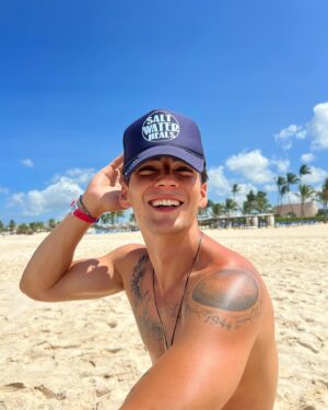Chance Perez Instagram - Looking forward to weather like this soon ☀️ 🌴