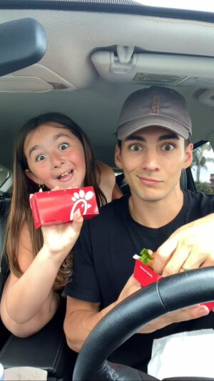 Chance Perez Instagram - Legend has it: Eating Chic Fila in your car makes it taste even better 🤤 😋 

#daddydaughtertime #fatherdaughter #chicfila