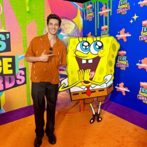 Chance Perez Instagram - Nickelodeon Kids Choice Awards 🙌 🪩 🧡 

.
.
.
.
#nickelodeon #kidschoiceawards #kidschoiceawards2024 #powerrangers #dinofury #cosmicfury #kcas #chanceperez