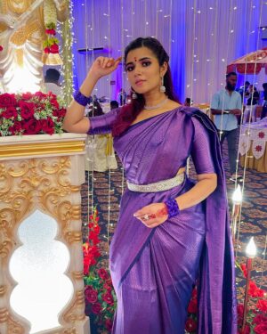 Chandhine Kaur Instagram - These photos have been sitting in my gallery for ages!
Finally, now i decided to upload my favourite photos which i wanted to post way before!!
You can see the different versions of me😂❤️

#chandshine #holla_buddies #tamilactor #slayalways #positivevibes #artist #actor