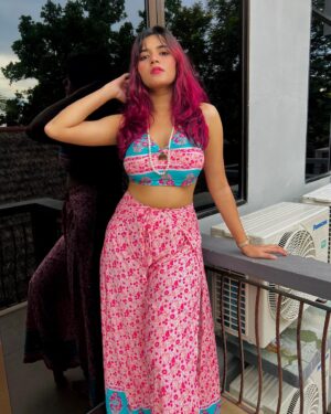 Chandhine Kaur Instagram - Flaunting my confidence because I’m not afraid to SHINE ✨

Throwback to my Langkawi trip💗

#chandshine #holla_buddies #langkawi #slayalways #positivevibes #loveyourself