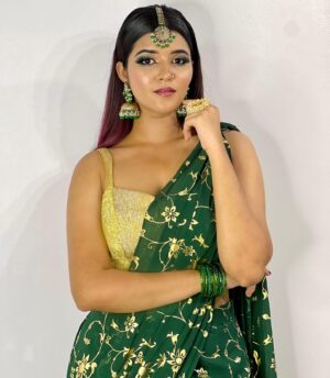 Chandhine Kaur Instagram - My look for @micaawards 3rd edition!

Thank you @indya_my for giving me this beautiful piece! Love all your collections and it was simply classy and elegant for me! 
@devibridal thank you mommy for the beautiful makeover and for dolling me up! 

#chandshine #holla_buddies #micaawards #promisingactress #awardshow #malaysia #artist #actress #tamilactress #universe #appreciation #gratitude #slayalways