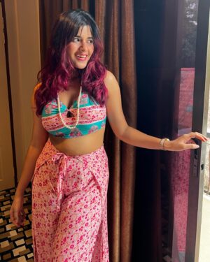 Chandhine Kaur Instagram - Flaunting my confidence because I’m not afraid to SHINE ✨

Throwback to my Langkawi trip💗

#chandshine #holla_buddies #langkawi #slayalways #positivevibes #loveyourself