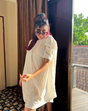 Chandhine Kaur Instagram - Random Photos: Part 1😂

I always wanted to post these photos but I don’t know what stopped me!! Hahah but here you go! Random photos of mine!!