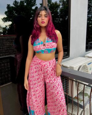 Chandhine Kaur Instagram - Flaunting my confidence because I’m not afraid to SHINE ✨

Throwback to my Langkawi trip💗

#chandshine #holla_buddies #langkawi #slayalways #positivevibes #loveyourself