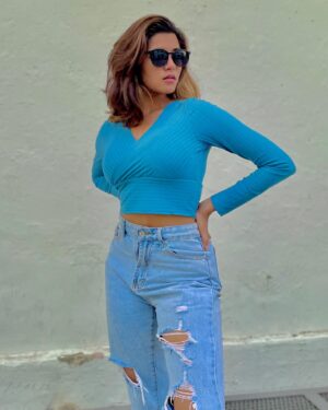 Chandhine Kaur Instagram - Random Photos: Part 1😂

I always wanted to post these photos but I don’t know what stopped me!! Hahah but here you go! Random photos of mine!!