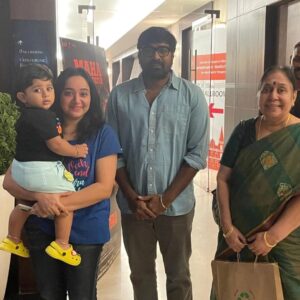 Chandra Lakshman Instagram - ...and with the Maharaja himself.. Congratulations @actorvijaysethupathi VSP on your 50th film and cheers to many more enthralling performances🎊🎉

Lots of love @pratheeshsekhar

#maharajamovie #vijaysethupathi #tamilactor #newmovie #promotions