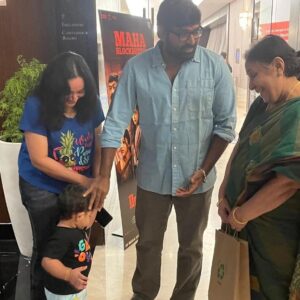 Chandra Lakshman Instagram - ...and with the Maharaja himself.. Congratulations @actorvijaysethupathi VSP on your 50th film and cheers to many more enthralling performances🎊🎉

Lots of love @pratheeshsekhar

#maharajamovie #vijaysethupathi #tamilactor #newmovie #promotions