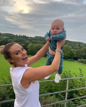 Chanel Cresswell Instagram - The joys , smiles and laughs you have given us in the worst of times have been magical - 😇🥹
Firstly your grandad would have loved to of held you and told you the ways of the world ❤️ he will be watching over you today 🤍🕊️

You already have the loveliness of your mum @charcress  and the other side where you decide to throw your toys with the smile of me having to pick them up for the millionth time from your dad @kierandebrouwer ! 

Happy birthday to my beautiful nephew Ollie ❤️ I love you so much !💕🤗
From Uncle A   Aunty C x