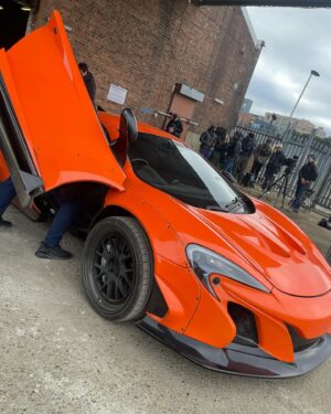 Chanel Cresswell Instagram - I Had to post some of this day 🏎️💨… when doing some rapid figures of 8 ♾️ and being told I have  a tone of expensive camera equipment strapped to the front …. was soon forgotten 😂🥴😛… 

#thegentlemen 🎬