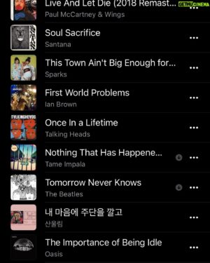 Chang Ki-ha Instagram - #ㅈㄱㅎ #입장곡 목록은 제가 짰는데요, 눈뜨고코베인 시절부터 장기하와 얼굴들을 거쳐 지금에 이르기까지 제가 시기별로 가장 즐겨들었고 많이 배웠던 곡들 중에서 (물론 빠진 곡들도 많이 있지만...!) 골라봤어요. 일단 이거부터 올리고요... 후기는 후... 하루이틀만 기다려줘요. 벅차서 정리하기 쉽지 않아요...💜