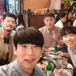 Chang Ki-ha Instagram - 영화 <패스트 라이브즈> #pastlives 에 카메오로 출연했습니다~ 드디어 어제! 국내 개봉했네요😙🎵