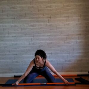 Chanon Finley Instagram - Work your Hip Extension, Spinal Rotation, and Backbends with @stickmobility !

Here are just a few exercises that use sticks to add leverage, increase stability, and improve awareness as you work on your mobility.

Haven't tried them yet? What are you waiting for?!?

#stickmobility #stickworkout #stickmobilityclass #hipstrengthening #hipopeners #hipextension #backmobility #backbends #spinalrotation #mobility #mobilitytraining #mobilityexercises #viralvideos #fitnessover40 #fitness #feelgoodmovement #feelbetterlivebetter #workthebodycalmthemind