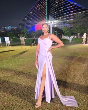 Chantel Riley Instagram - I'm still on a high from this incredible wedding of my beautiful friends @itstraveltops and @lesleytoche. Scrolling through my phone I realized how very little pics and vid I have, but it just goes to show how much I was in the moment. I was completely immersed in the love&luxury this time had to offer. @itstraveltops Thank you for trusting @heylucianne and I to be your M.O.Hs as we don't take that role lightly. 

Oh! And I caught the bouquet!!! Guess that means your girl is next💁🏾‍♀️. 
.
.
Makeup by : @flairbywinnie
#ToATee