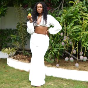 Chantel Riley Instagram - Made it to 38. To God be the glory🎂